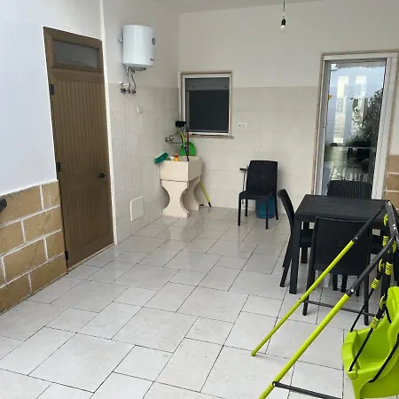 Confortevole Trilocale Сasa de vacaciones *